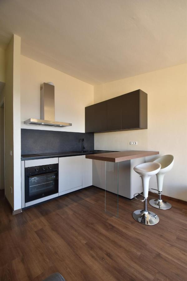 Grotta Azzurra Apartment - Cavoli - Terrazza Vista Mare, Clima E Parcheggio San Piero in Campo  外观 照片